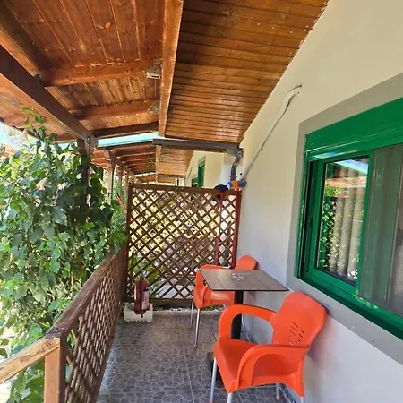 Apartment Shtepia Aral