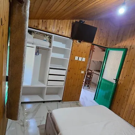 Shtepia Aral Apartment Borsh